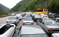 ترافیک سنگین در چالوس و هراز؛ پلیس: با چراغ روشن و فاصله طولی برانید