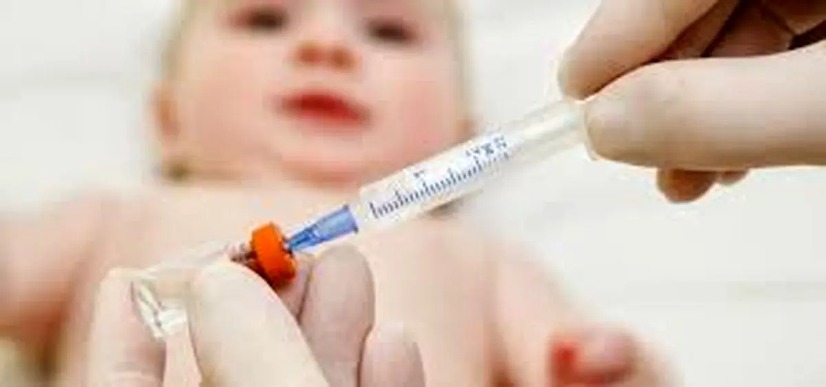 خانواده‌ها واکسیناسیون کودکان را به تعویق نیندازند