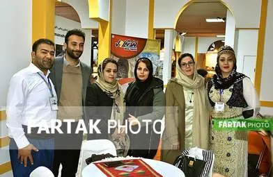 یگانه توللی دختر کرمانشاهی سفیر صلح  جهانی 