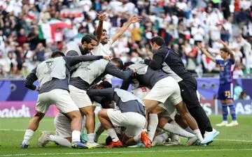 بازیکنی که پنالتی زن ایران را انتخاب کرد | قلعه نویی به حرف چه کسی اعتماد کرد؟