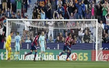 لوانته 5-4 بارسلونا: پایان شکست ناپذیری