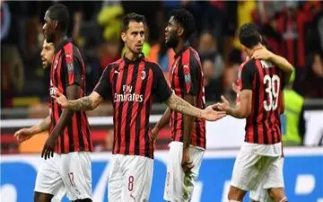 هافبک اسپانیایی میلان در این تیم ماندنی شد