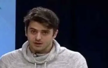 واکنش علی ضیا به عوارض خروج از کشور در برنامه فرمول یک +فیلم