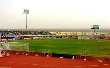 پخش زنده دیدار سوهان محمد قم و سولدوز نقده در ورزشگاه یادگار قم+عکس