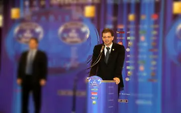 روایت علی عزیزپور از نقطه صفر تا امروز - مدیریت برند نیلوفر آبی