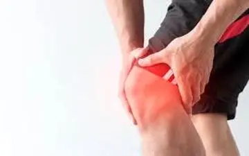 دلایل آب آوردن زانو و راه‌های پیشگیری آن 