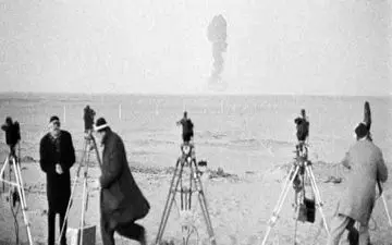 آزمایش های هسته ای فرانسه در الجزایر، از پنهان کاری تا اعتراف