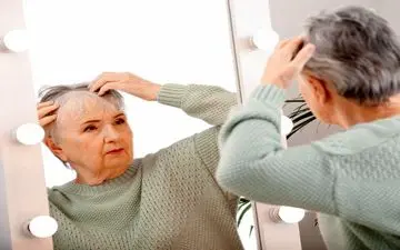 ریزش مو در یائسگی؛ مشکل پنهان اما شایع زنان