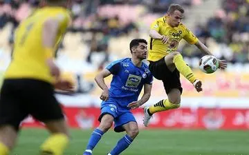 کریمی:تنها راه صعود،شکست الهلال است!