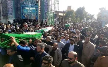 برگزاری تشییع پیکر ‌دانش آموزان جان‌باخته ‌حادثه آتش سوزی زاهدان