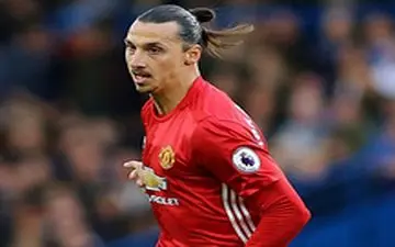 ابراهیموویچ گرانقیمت‌تر از مجموع بازیکنان و کادرفنی آژاکس 