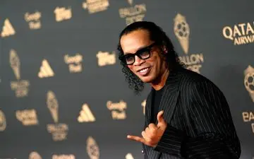 حضور چهره‌ها روی فرش قرمز مراسم توپ طلای 2025 + تصاویر