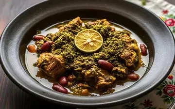 گرفتن روغن اضافی خورشت: ۱۰ نکته کلیدی برای جلوگیری از چرب شدن خورشت