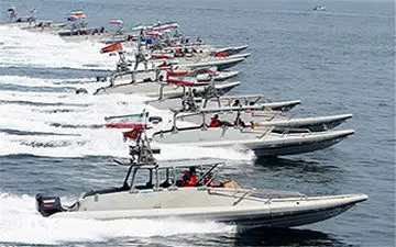 رونمایی از شناورهای تندروی دریایی توسط وزارت دفاع + فیلم