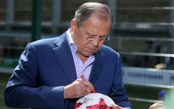 لاوروف: دلتنگ فوتبال هستم/ اسپارتاک یعنی وطن!