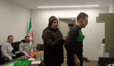 مجوز فیفا برای استفاده از دوربین روی لباس داور پرسپولیس و سپاهان