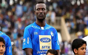 نخ دادن مامه تیام برای بازگشت به استقلال + عکس