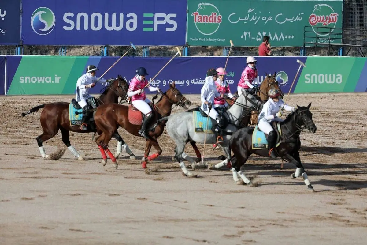 فراجا قهرمان زودهنگام لیگ چوگان بانوان کشور شد