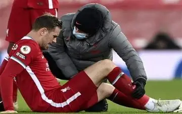 عمل جراحی موفقیت‌آمیز هندرسون/ هافبک لیورپول تا ماه آوریل خانه‌نشین شد 