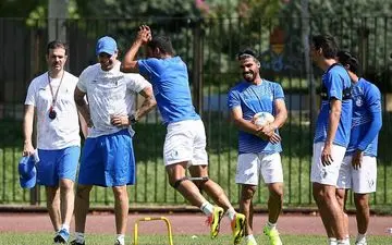 استراماچونی تمرین بعدازظهر استقلال را تعطیل کرد