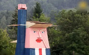 مجسمه چوبی ترامپ برای مبارزه با پوپولیست!