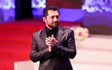 اجرای بهرام رادان در مسابقه اتومبیلرانی صحت ندارد