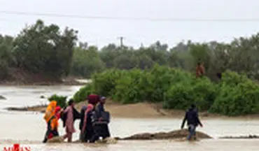  بارش باران در شهر سیل‌زده بنت در سیستان و بلوچستان