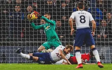 ستاره یونایتد ماندنی شد