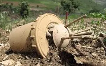 زخمی شدن جوان ۲۸ ساله دهلرانی بر اثر انفجار مین