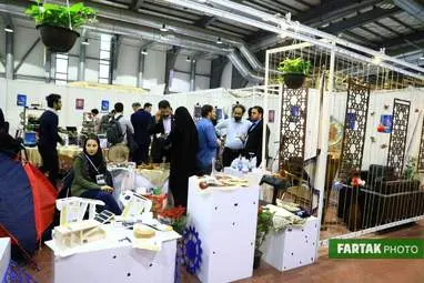 گزارش تصویری از بیستمین نمایشگاه دستاوردهای پژوهش ، فن آوری و فن بازار .