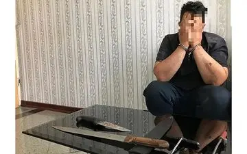 حمله به پلیس تهران با قمه در صادقیه