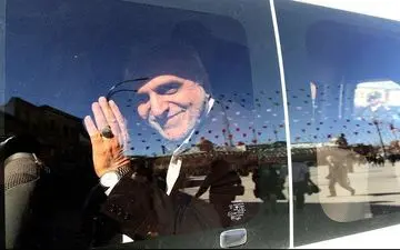 استیضاح وزیر اقتصاد کلید خورد/ناکامی بورس پاشنه آشیل وزارت اقتصاد؟ 