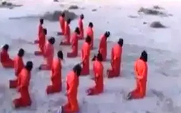 فرمانده ارتش لیبی 20 داعشی را به سبک خودشان اعدام کرد (+عکس)