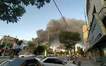 آتش سوزی در نزدیکی پلایشگاله تهران/فیلم 