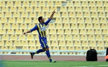  حسینی: روی اشتباهات فردی به پرسپولیس باختیم 