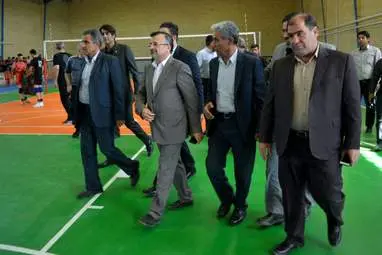 گزارش تصویری افتتاح سالن ورزشی سقف بلند و چند منظوره ده‌پهن کرمانشاه