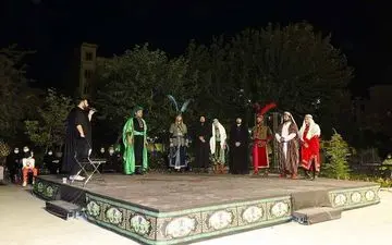 
اجرای تعزیه «حضرت ابوالفضل‌(ع)» در شب تاسوعا

