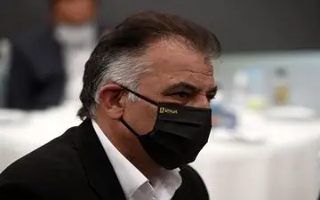 طاهری: ما کار خیرخواهانه کردیم تا پیکانی‌ها کرونا نگیرند / قهرمان نیم فصل از هیچ تیمی نمی‌ترسد
