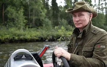 کارهای خیلی عجیب پوتین در دوران جوانی + عکس