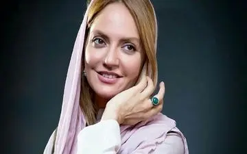 مهناز افشار و دخترش لیانا در طبیعت