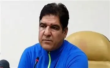  مهاجری:یک علی کریمی داریم و بس! 