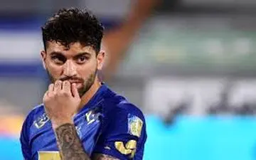 شوک به خط دفاع استقلال ؛ ستاره فرهاد مجیدی محروم شد