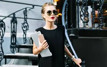 راز و رمزهای باکلاس و شیک بودن| راهنمای کامل برای تبدیل شدن به یک فرد باکلاس و مدرن
