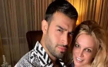 عکسی از سام اصغری در کنار اسطوره سینمای جهان|لباس نا مناسب سام اصغری در کنار آل پاچینو