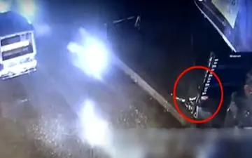  ویدئویی تلخ از لحظه غرق شدن مادر و دختر ۷ ساله‌اش!