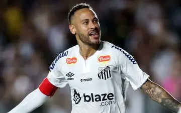 نیمار در سانتوس ماندگار شد؛ قرارداد جدید امضا شد