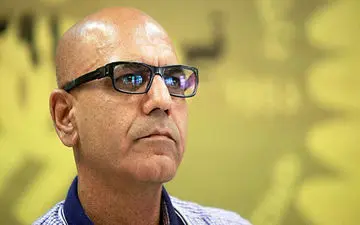 مربی سپاهان: از قدرت تراکتور آگاهی داریم/ نویدکیا استراتژی‌های زیادی برای فوتبال دارد