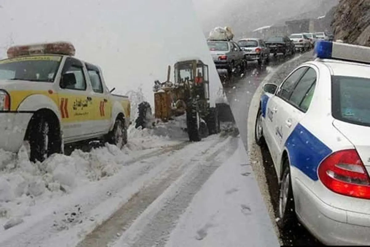 بارش برف در ۳ محور / جاده های شمال بارانی است