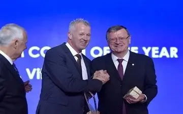  هاینن، مربی سال والیبال اروپا انتخاب شد