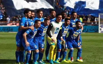  مهاجم استقلال زیر تیغ مى رود